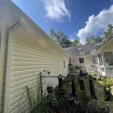 Vinyl-Siding-Cleaning-in-Brevard-NC 2