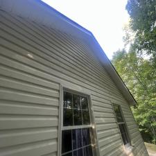 Vinyl-Siding-Cleaning-in-Brevard-NC 3