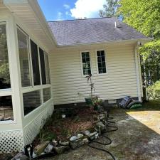 Vinyl-Siding-Cleaning-in-Brevard-NC 9